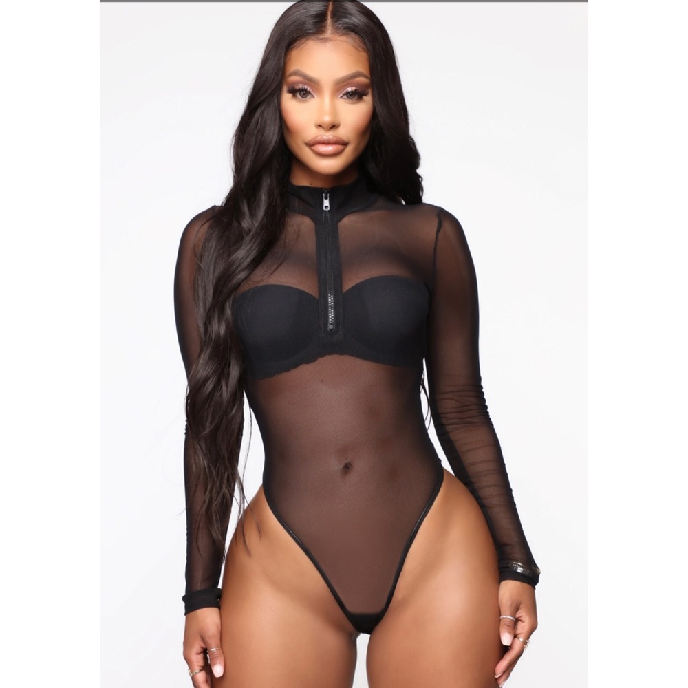🖤Fashion nova bodysuit🖤